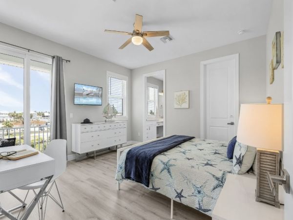 New Arrival Fort Myers Steps to Beach  Getaway with Private Beach Access and Gulf Views & Pool!